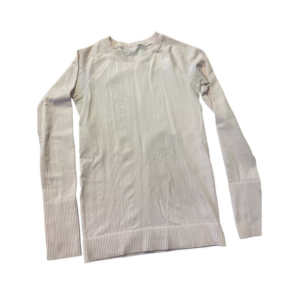 Lululemon Long Sleeve Light Pink Top Small with thumb holes